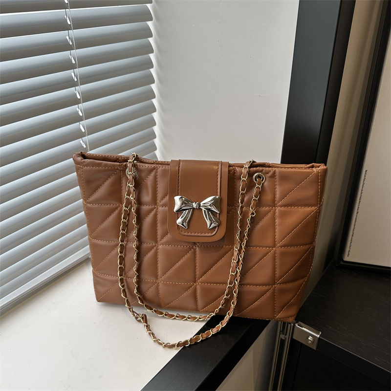 Soft Rhombus Chain Bag Large Capacity Totes - Image 9